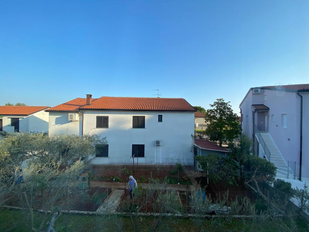 Apartman Milka Novigrad Istria Buitenkant foto